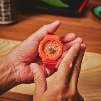 GA-2100SSH-4AJR lifestyle