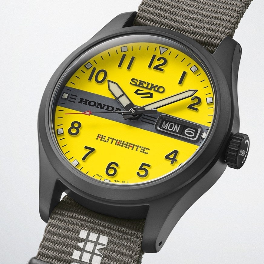 Seiko 5 Sports x Honda MOTOCOMPO HDB010J limited edition watch